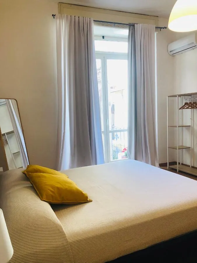 Bed and Breakfast Dimora Paladino Nápoles